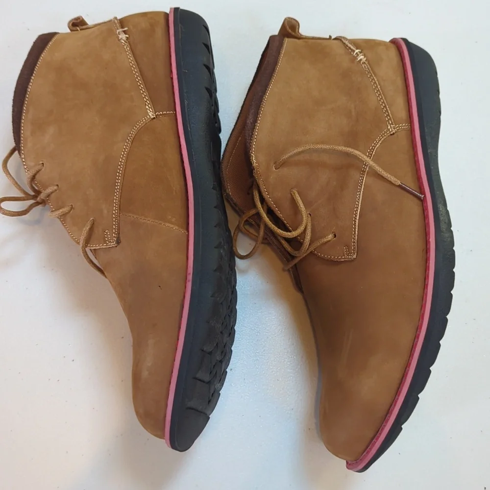 Muk Luks, Charlie, Camel Color Leather Chukka Boots. Size 12